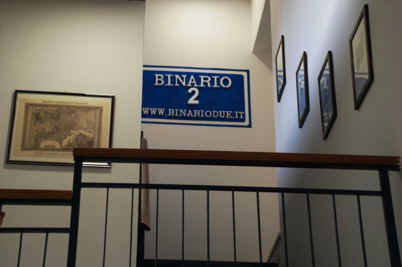 Готель Binario 2 Сан-Джорджо-а-Кремано Екстер'єр фото